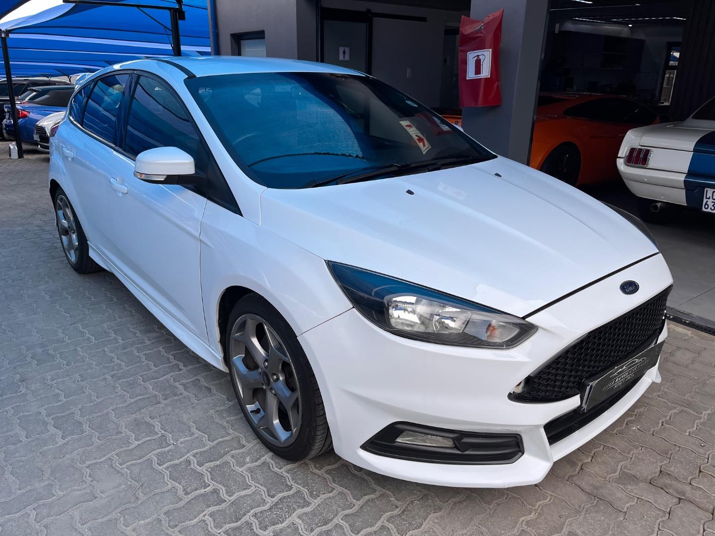 2017 Ford Focus ST 1 – Rifle Range Car Sales