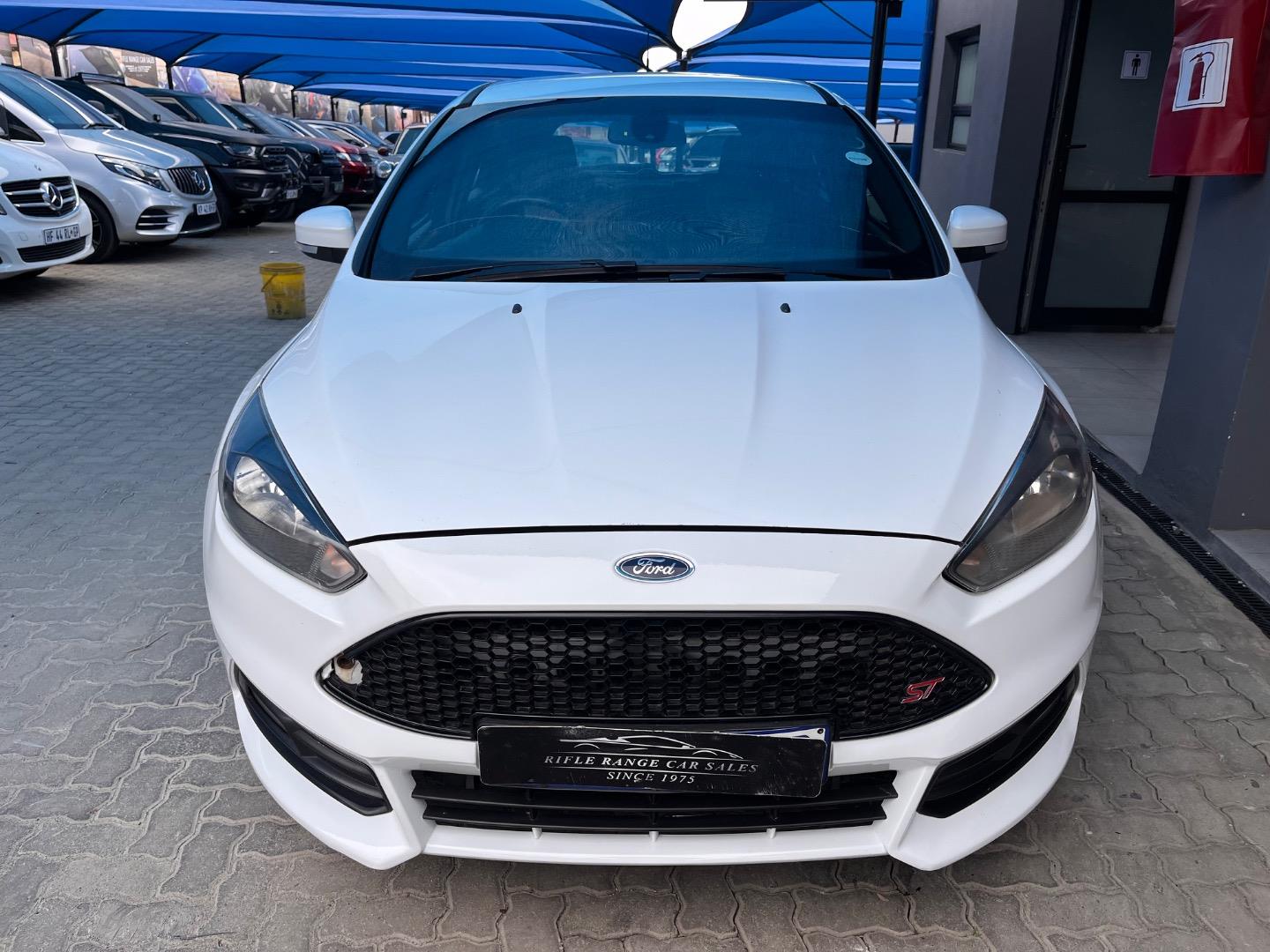 2017 Ford Focus ST 1 – Rifle Range Car Sales